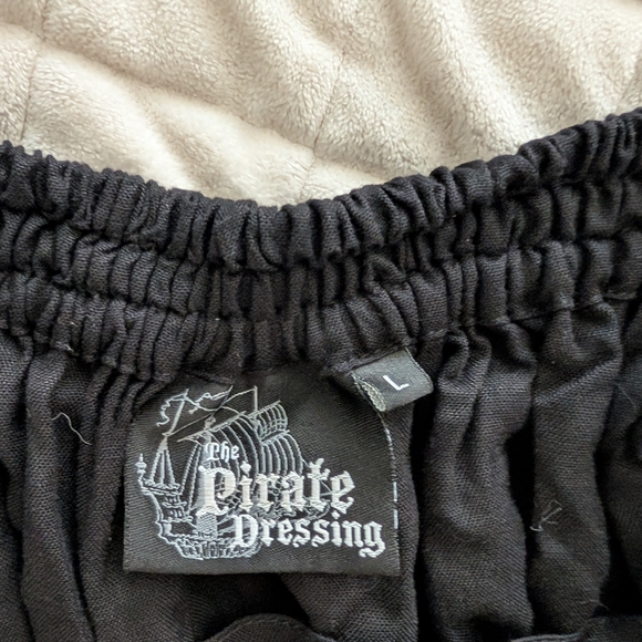 Black Ruffled High-Low Skirt - Picture 4 of 5